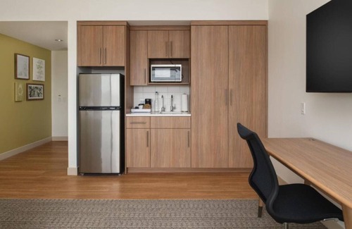 Milpitas House | Truly unwind at our Milpitas, CA