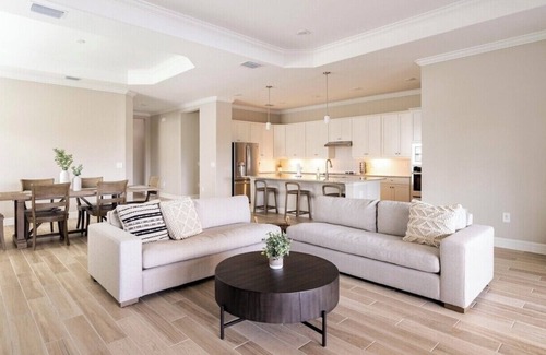 Bonita Springs House | Truvilla stunning new home
