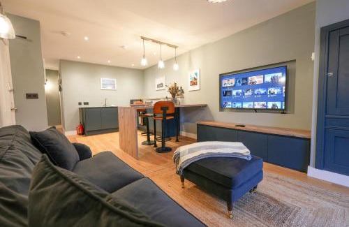 Bangor Apartment | Tryfan - Snowdonia, North Wales