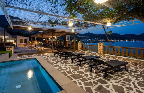 Stegna Bed & Breakfast | Tsampika view luxury suites