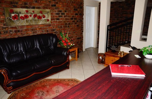 Langenhoven Park House | Tsessebe Guesthouse