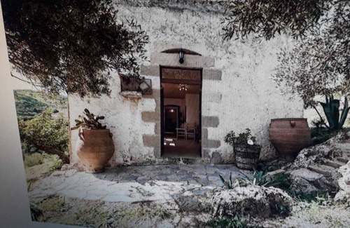 Koukounara House | Tsikalaria traditional stone house