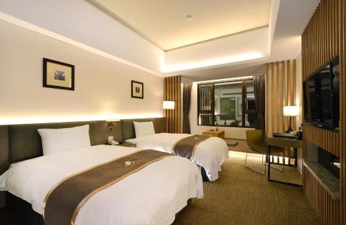 West District Hotel | Tsun Huang Hotel
