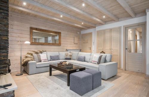Baqueira Apartment | Tubo Nere by Totiaran
