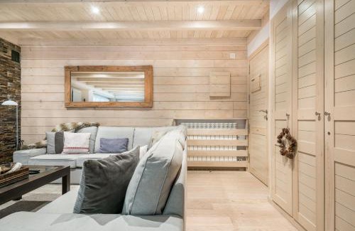 Baqueira Apartment | Tubo Nere by Totiaran