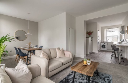 Windermere Apartment | Tudor House-Windermere Centre