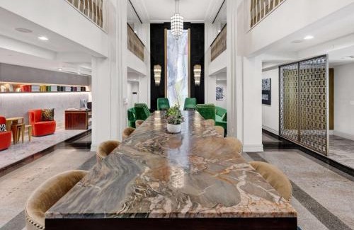 Downtown Tulsa Hotel | Tulsa Club Hotel Curio Collection By Hilton