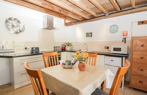 Nympsfield Cottage | Tump Cottage