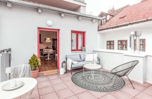 Karlin Apartment | TurnKey | Florenc Apartment with Terrace