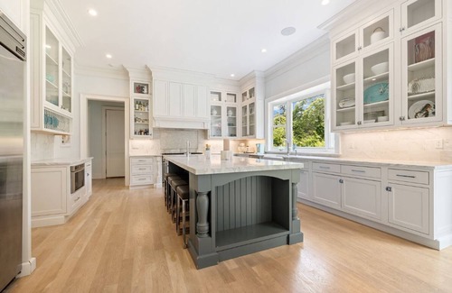 Village of Southampton House | Turnkey Southampton Gem