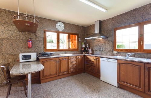 Alella House | TURO - Large house in Alella, 15 minutes from Barcelona and 5 min. from the beach