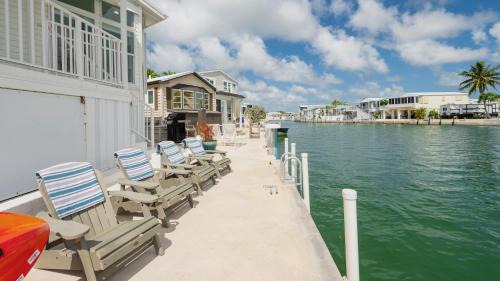 Cudjoe Key House | Turtle Cove Views by Last Key Realty