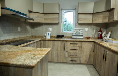 Umhlanga Villa | Tuscan Villa