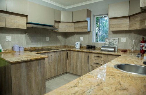 Umhlanga Villa | Tuscan Villa