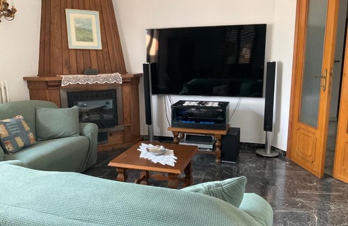 Arlia Apartment | Tuscany Hills Penthouse