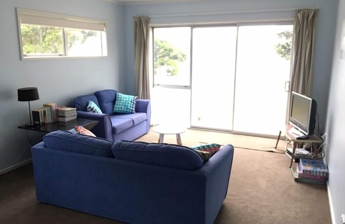 Tutukaka House | Tutukaka - Church Bay beach front bach