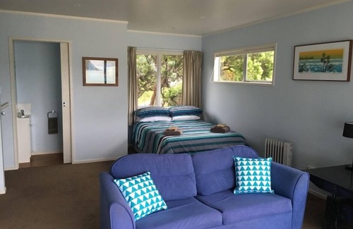 Tutukaka House | Tutukaka - Church Bay beach front bach