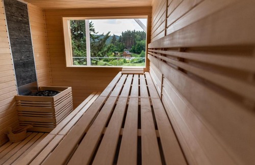 Osecna Hotel | tvrz KRASSA