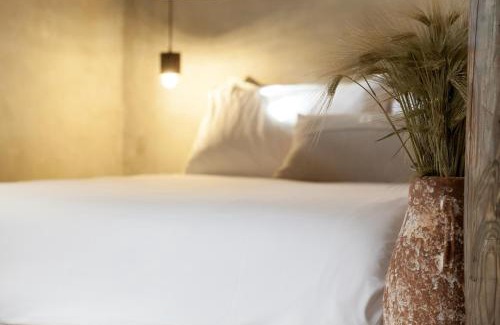 Ruifang Ski Chalet | Twilight Stone