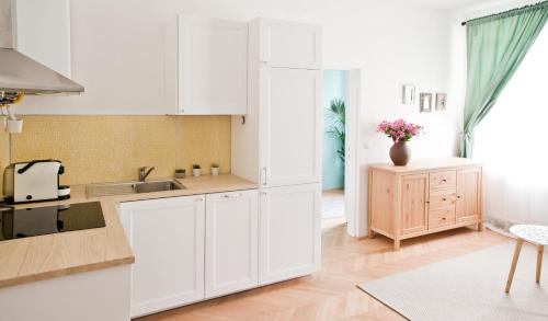 Wahring Apartment | Twin Apartment
