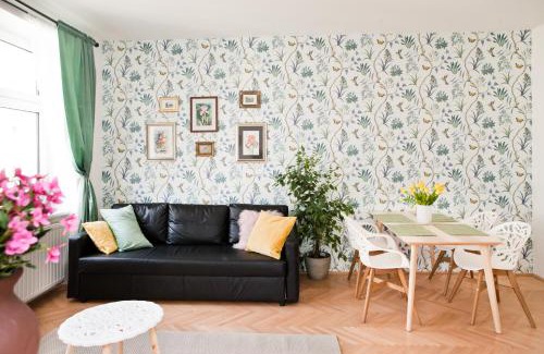 Wahring Apartment | Twin Apartment