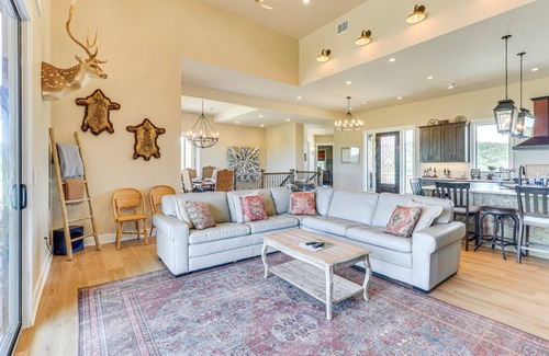 Goldthwaite House | Twin Hills River Ranch Elegant Goldthwaite Escape, sleeps 20+ May Special 550