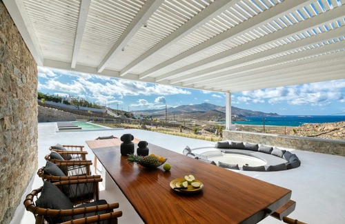 Mykonos House | Twin Villas,Luxury Designed,Fantastic Location,Close to Beach!Up to 26 persons