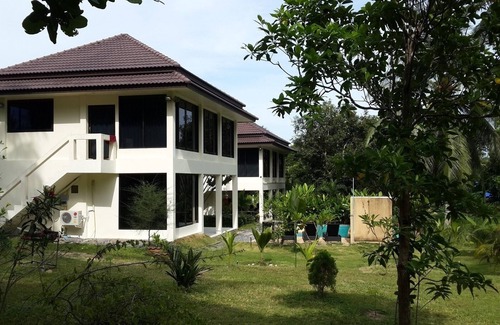 Wok Tum Apartment | Twin Villas apartment with swimming pool