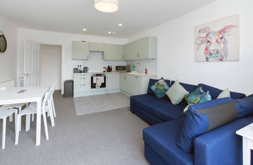 Cliftonville Apartment | Two bedroom apartment over three floors.