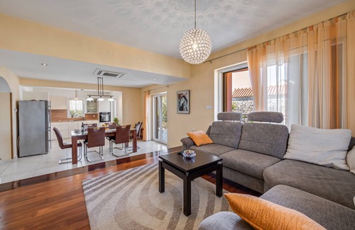 Sibenik Apartment | Two bedroom apartment with Terrace