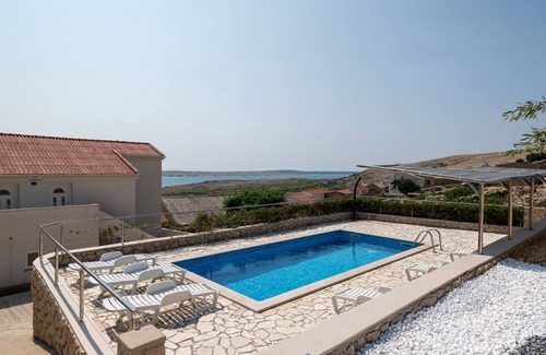 Zubovici Apartment | Two bedroom apartment with terrace and sea view Zubovići, Pag (A-9365-a)