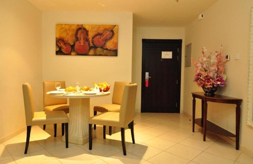 Al Barsha 1 Apartment | Two Bedroom Apartment Near Mashreq Metro By Luxury Bookings
