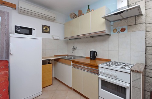 Potocnica Apartment | Two bedroom apartment with terrace Potočnica, Pag (A-6338-c)