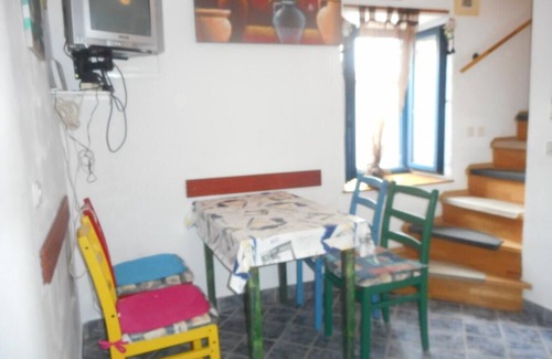 Susak Apartment | Two bedroom apartment with air-conditioning Susak, Lošinj (A-18202-a)