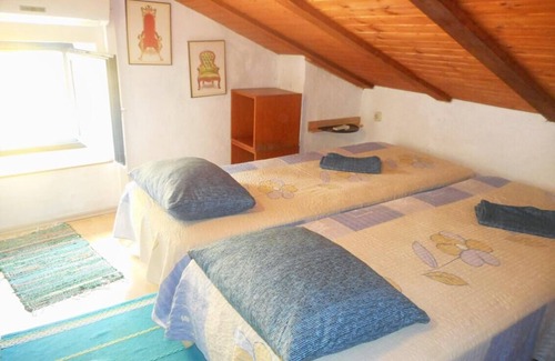 Susak Apartment | Two bedroom apartment with air-conditioning Susak, Lošinj (A-18202-a)