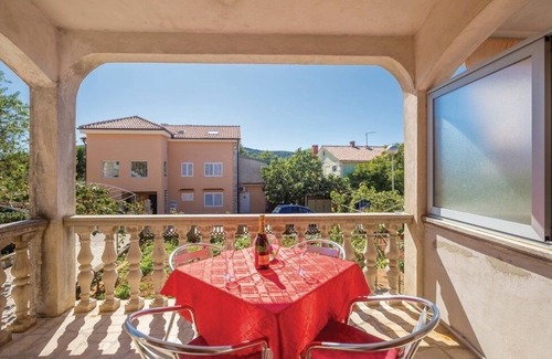 Cres Apartment | Two bedroom apartment with terrace Cres (A-16178-a)