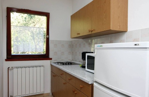 Palit Apartment | Two bedroom apartment with balcony Palit, Rab (A-5044-a)