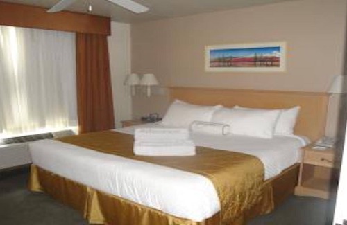 Palo Verde Condo | Two Bedroom at Varsity Clubs of America-Tuscon Chapter, AZ