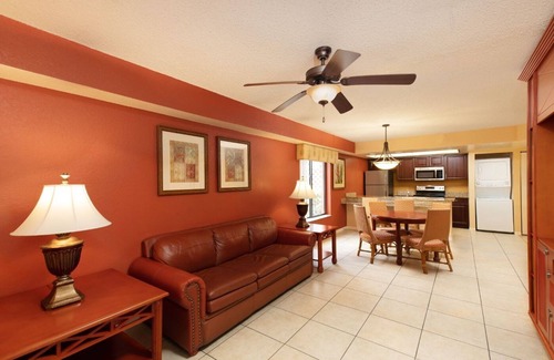 West Kissimmee Resort | Two-Bedroom Villa resort One Mile from DISNEY