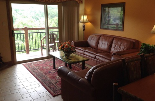 Branson Villa | Two bedroom villa sleeps 6