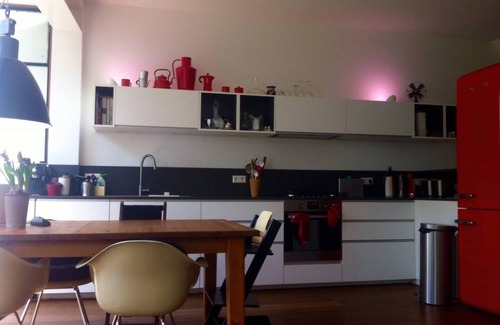 Amsterdam West Apartment | Two-bedrooms apartment walking distance to the city centre