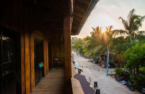 Koh Rong Sanloem Hotel | Two Ducks