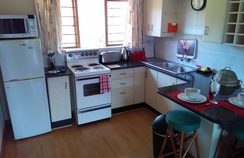 Sabie House | Two Falls View ~ Self-Catering Guesthouse ~ Bridal Veil Falls Suite