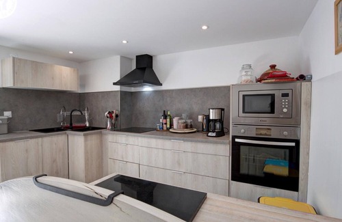 Saint-Julien-Molin-Molette Cottage | Two comfortable cottages with terrace and Wi-Fi in the countryside