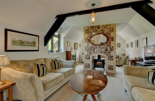 Dunster House | Two Grooms Cottage Dunster