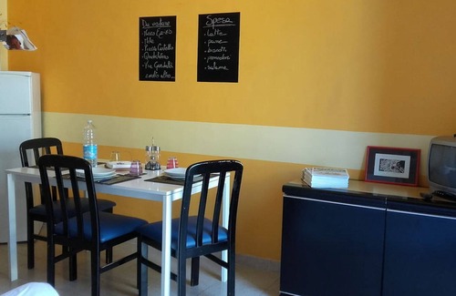 Cit Turin Apartment | Two-room apartment in the center of Turin (Cit Turin district) - 200m from the station and metro