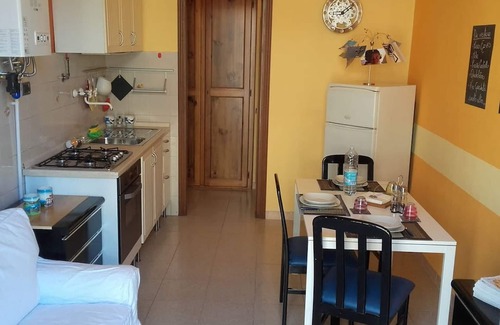 Cit Turin Apartment | Two-room apartment in the center of Turin (Cit Turin district) - 200m from the station and metro