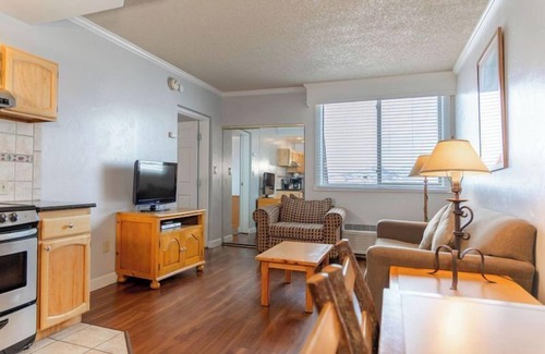 Steamboat Springs Apartment | Two Serene Units for 8! Near Four Points, Full Kitchens, Shuttle, Parking