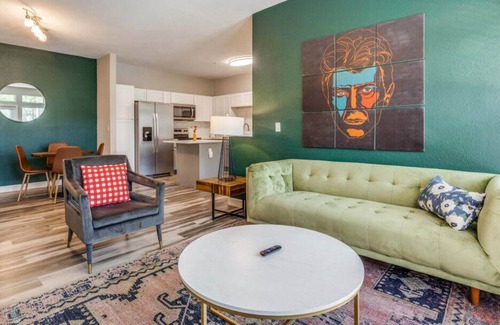 McNeil Apartment | TWO Stunning Condo in Mountain Resort