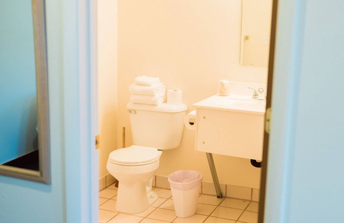 Panguitch Hotel | Two Sunsets Hotel